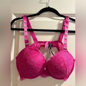 💗 Victoria’s Secret Lace Push Up Bra – Hot Pink w/ Heart Straps 💗
